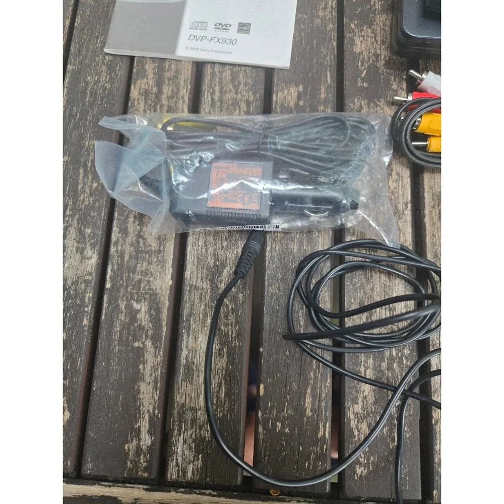 Sony DVP-FX930 9